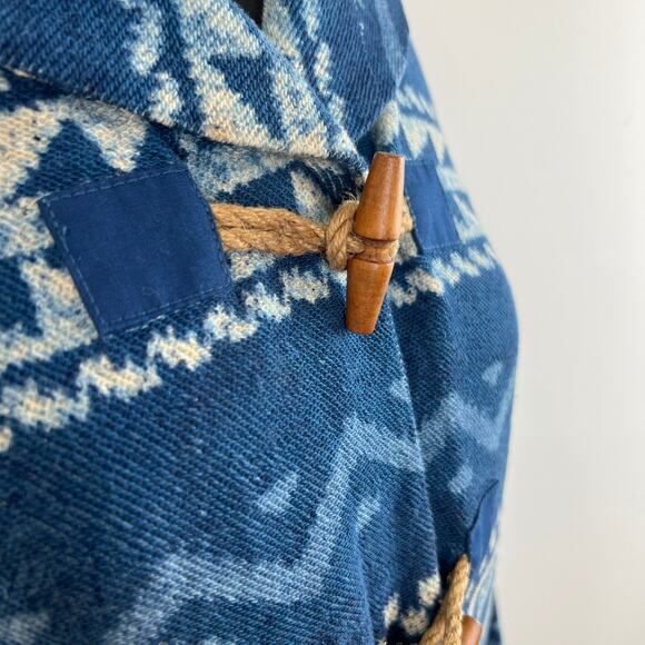 LRL Ralph Lauren Blue White Aztec Toggle Southwest Sweater Down Jacket Top Sz M - Picture 4 of 11